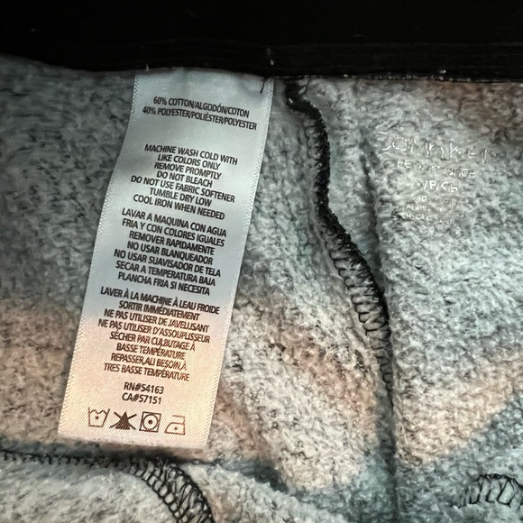 Calvin Klein Sweatpants - Picture 4 of 4